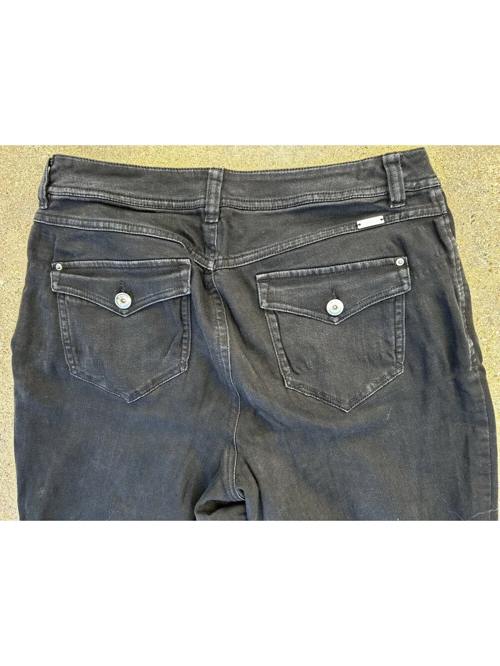 INC Regular Fit Boot Leg curvy Black Denim Jeans Women's 8 Silver Tag